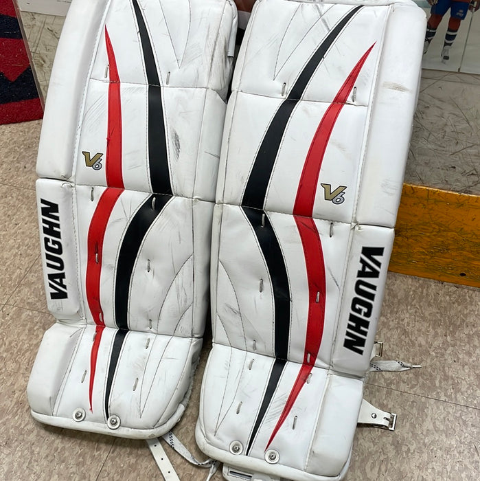 Used Vaughn V6 Velocity 800 26”+1.5” Goalie Pads