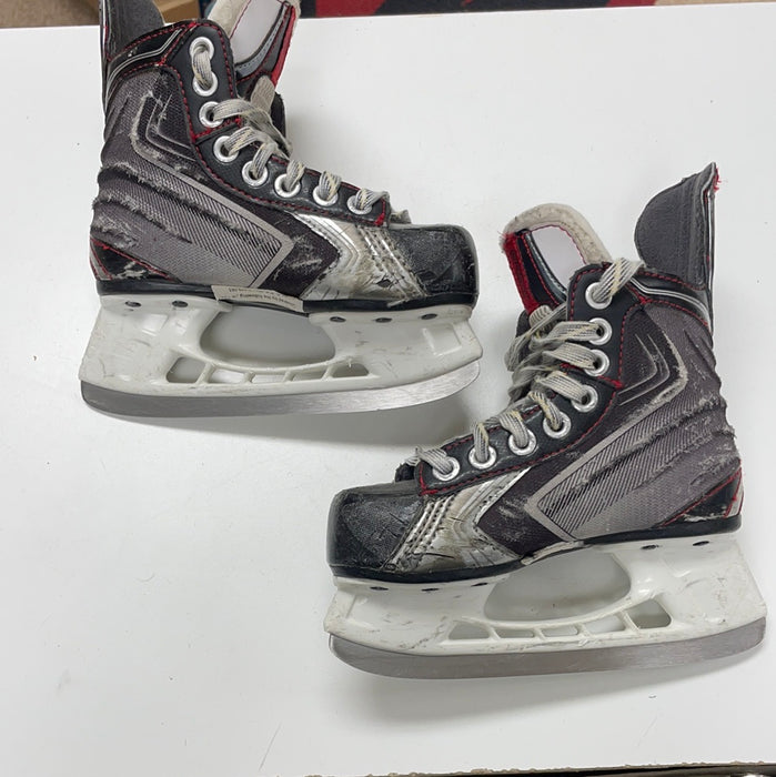 Used Bauer Vapor x60 11D Youth Skates