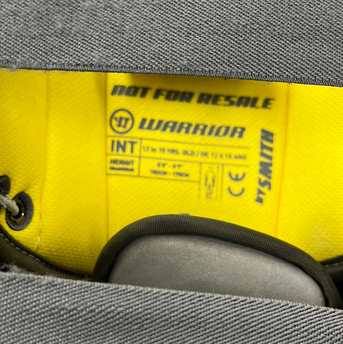 Used Warrior R\G4 Int Goal Knee Pads