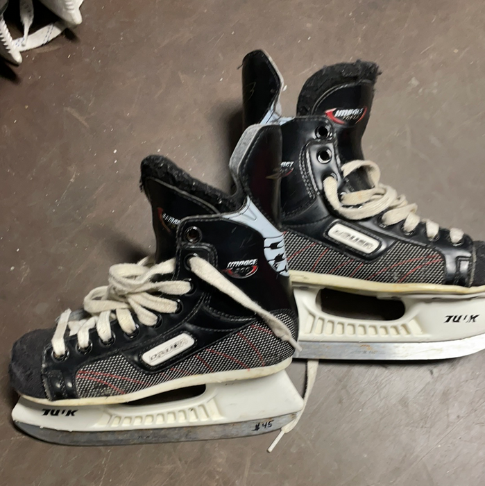 Used Bauer Impact 300 2D Skates