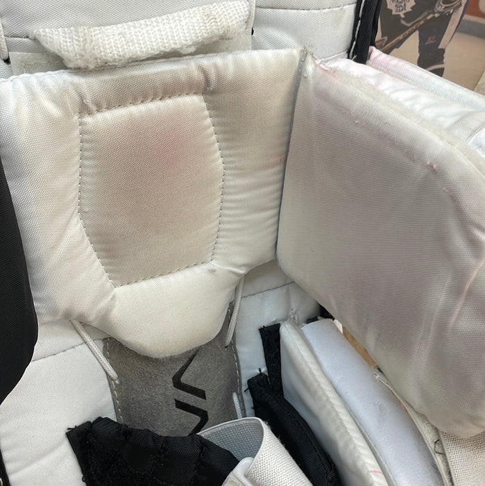 Used Bauer Vapor x700 24â+1â Junior Goal Pads â Crow's Sports