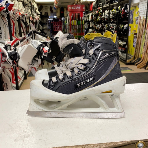 Used Bauer Supreme One80 Youth Goal Skate Size 13D