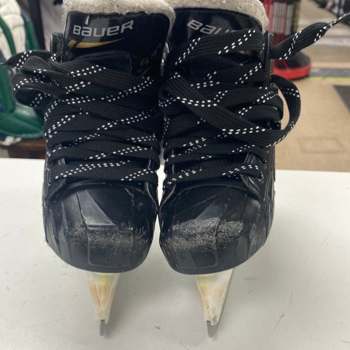 Used Bauer Supreme s27 Size 1.5 Goal Skates