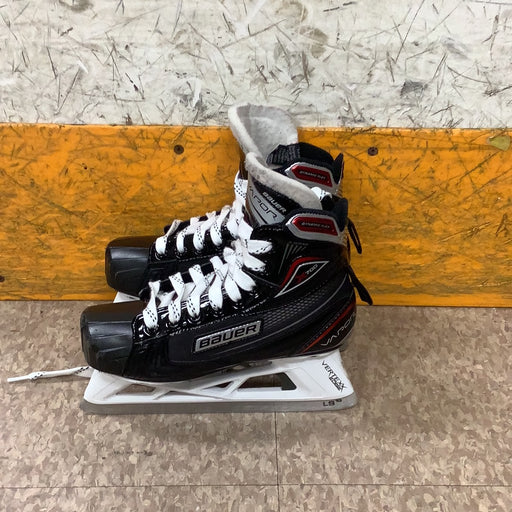 Used Junior Bauer X700 size 2 Goal Skates