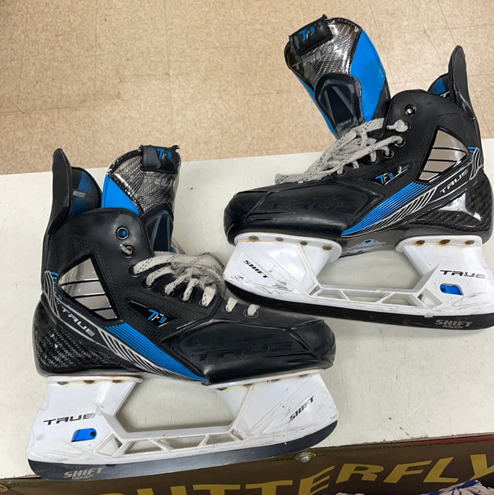 Used True TF9 6D Player Skates