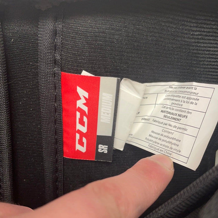 Used CCM SuperTacks 9060 Senior Medium Shoulder Pads