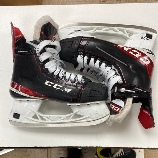 Used CCM JetSpeed FT475 6 D Skates