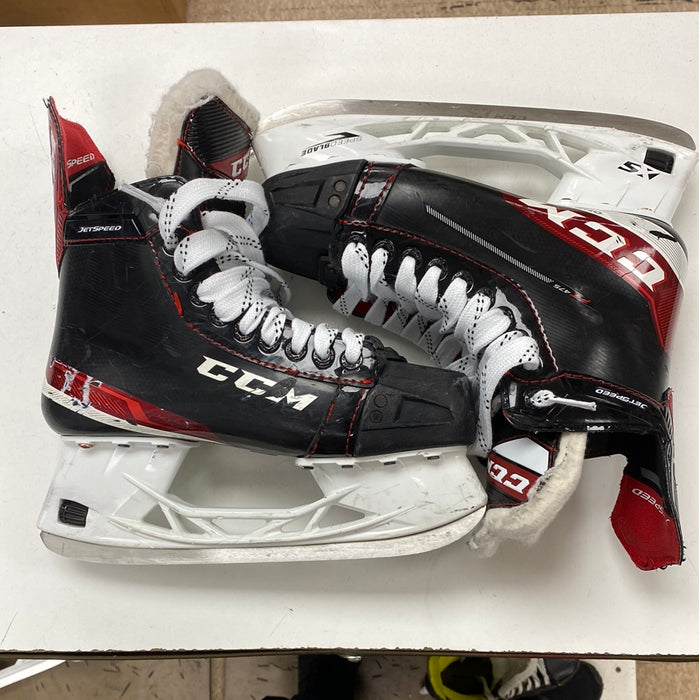 Used CCM JetSpeed FT475 6 D Skates