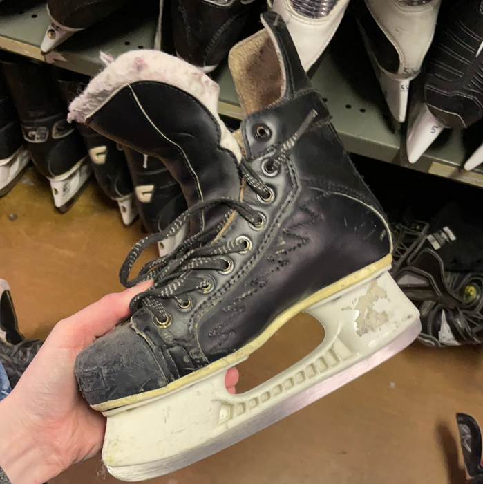 Used Graf Supra 703 5D Player Skates