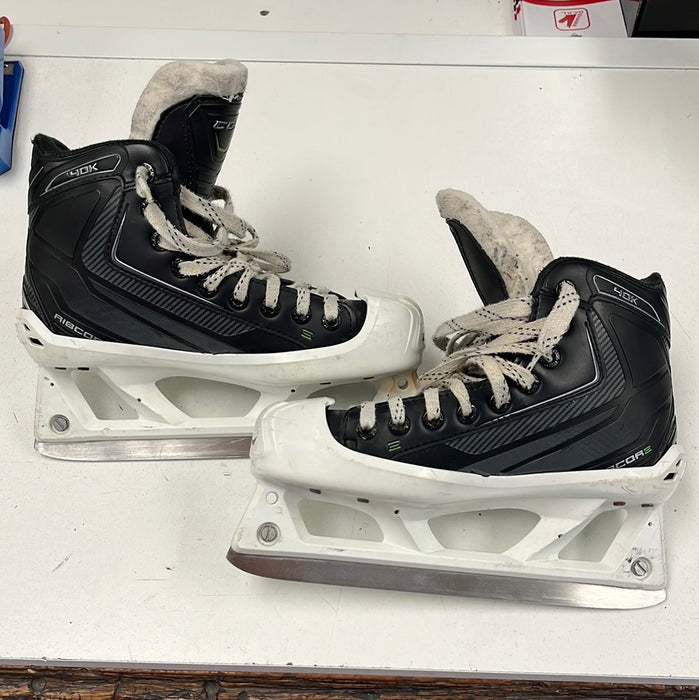 Used CCM Ribcore 40K 3D Goal Skate