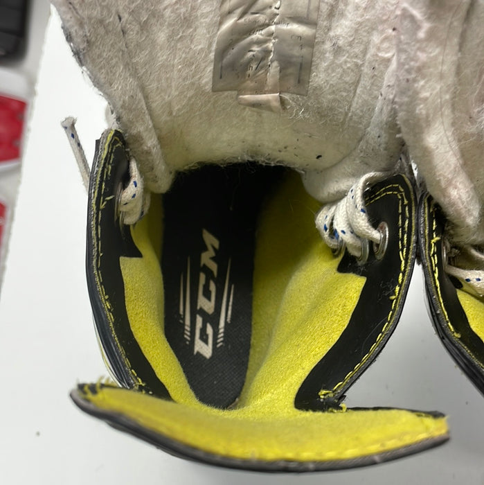 Used CCM SuperTacks 9370 1.5D Player Skates