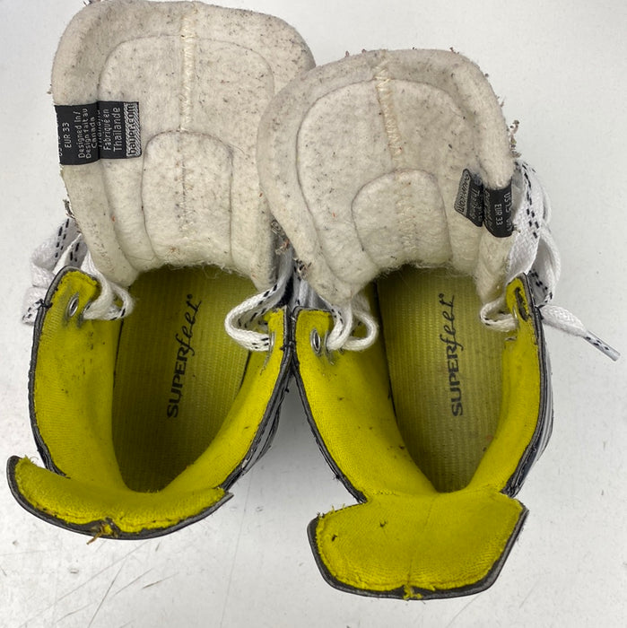 Used Bauer Supreme s27 Youth 13.5D Skate