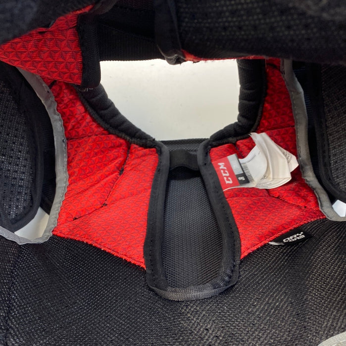 Used CCM JetSpeed FT390 Junior Small Shoulder Pads