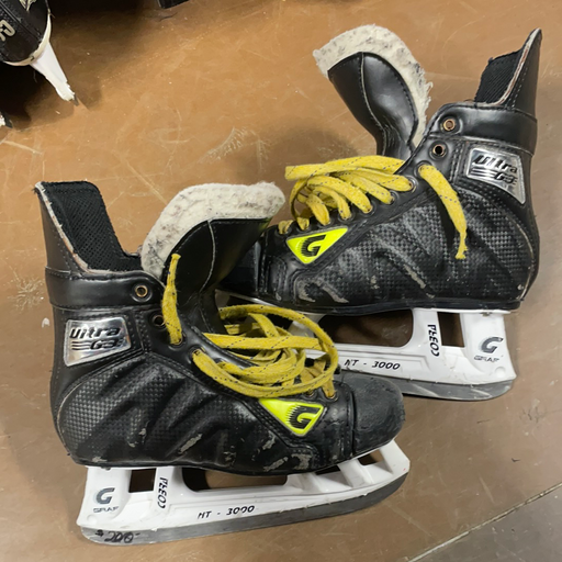 Used Graf Ultra G3 3.5D Player Skates