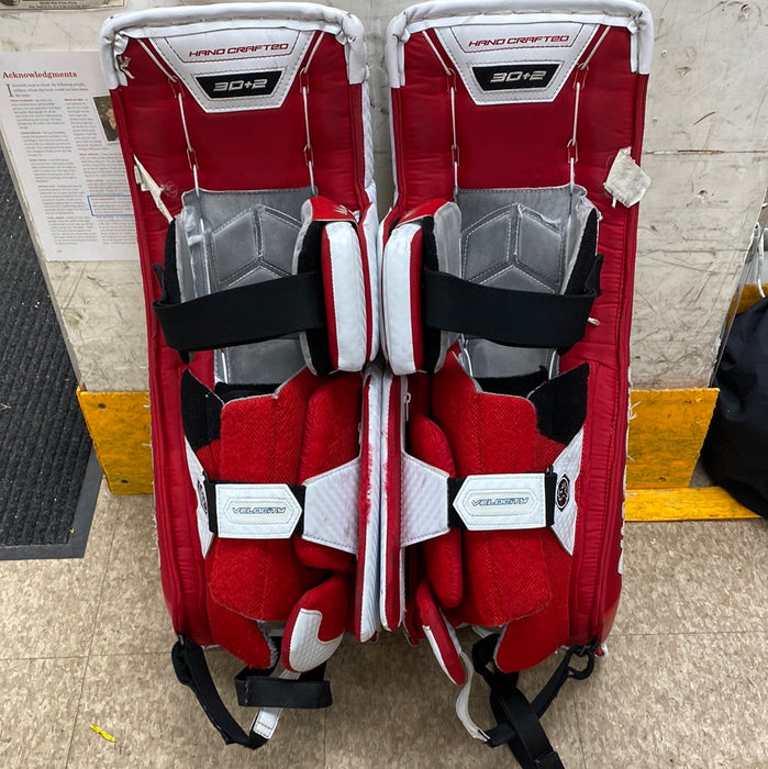 Used Vaughn Velocity V9 30+2 Goal Pads