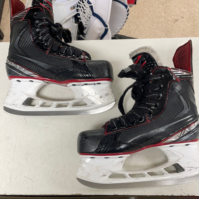 Used Bauer Vapor x2.7 2D Player Skates