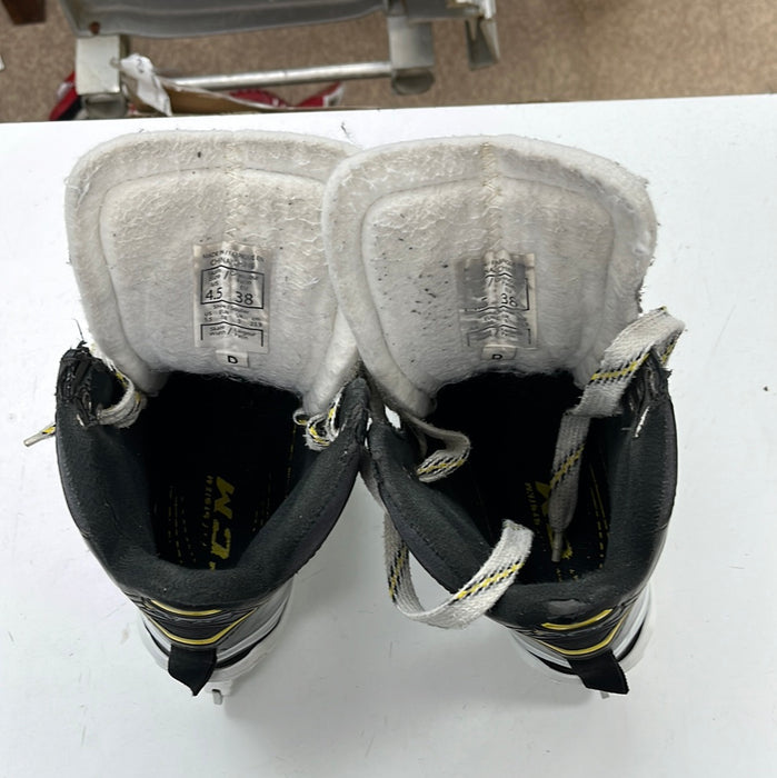 Used CCM Tacks 9060 4.5D Goalie Skates