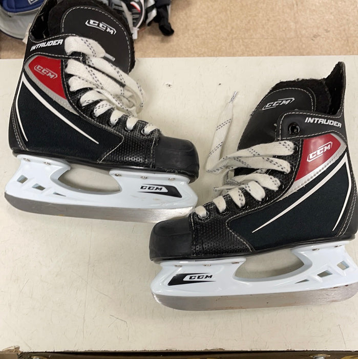 Used CCM Intruder 12D Youth Skates