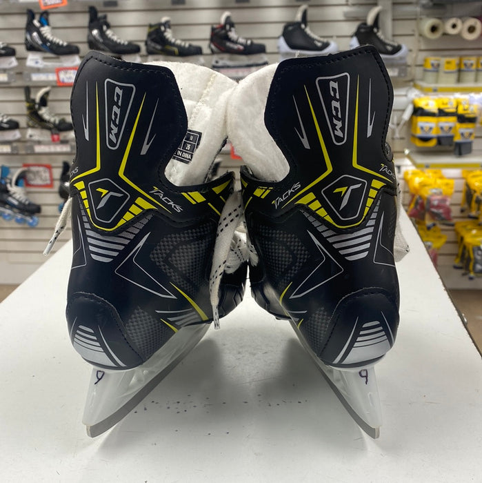 Used CCM Tacks 2092 Youth 9 Skates