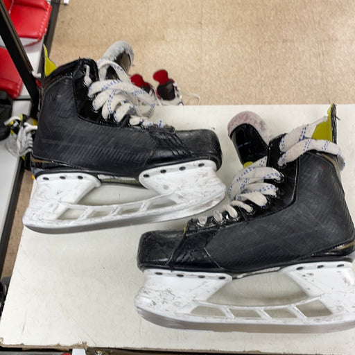 Used Bauer Supreme s25 4D Player Skates