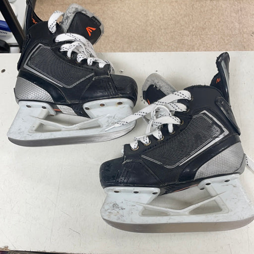 Used Easton Make 11.5D Youth Skates