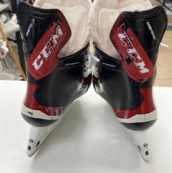 Used CCM JetSpeed FT475 6 D Skates