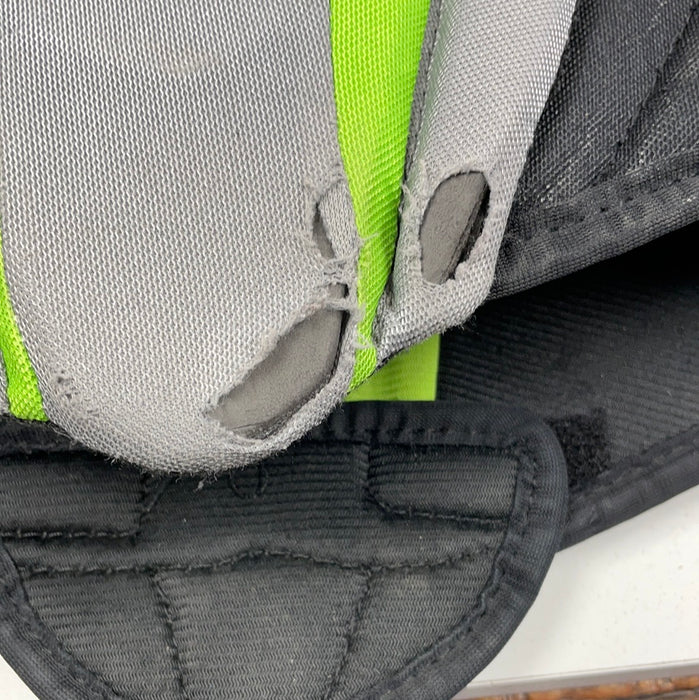 Used Bauer One.6 Junior Small Shoulder pads