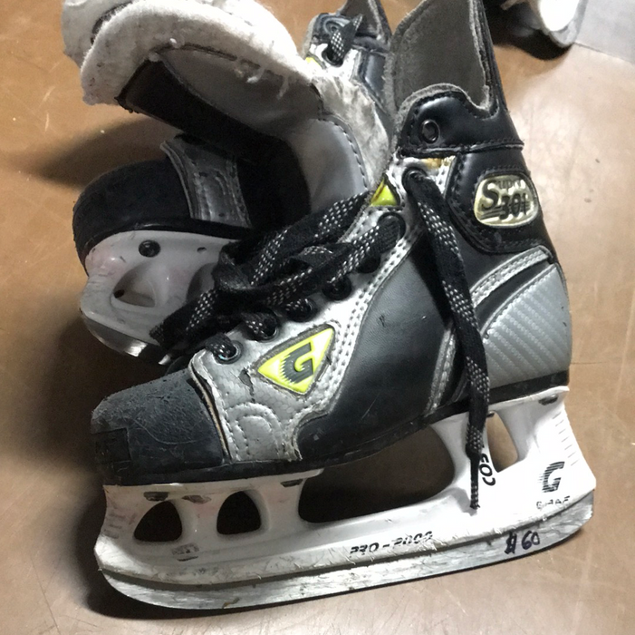 Used Graf Supra 301 1D Skates