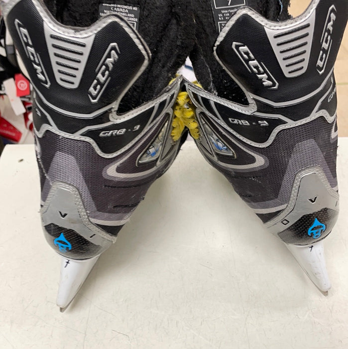 Used CCM Ovi CRB-9 7D Player Skates
