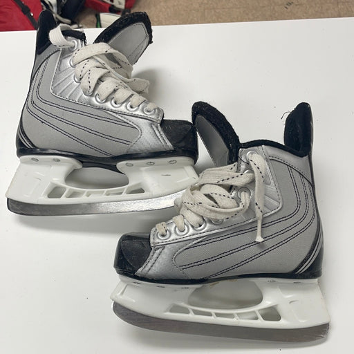 Used Bauer 22 11D Youth Skates