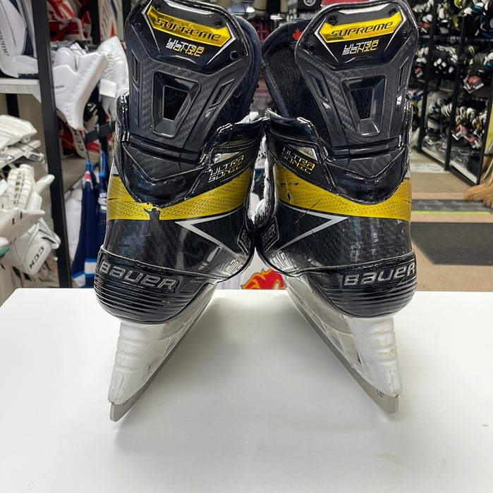 Used Bauer Supreme UltraSonic 9.5D Player Skates