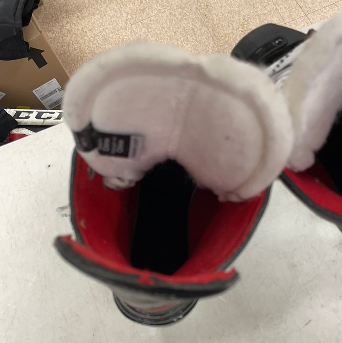 Used Bauer x300 12D Player Skates