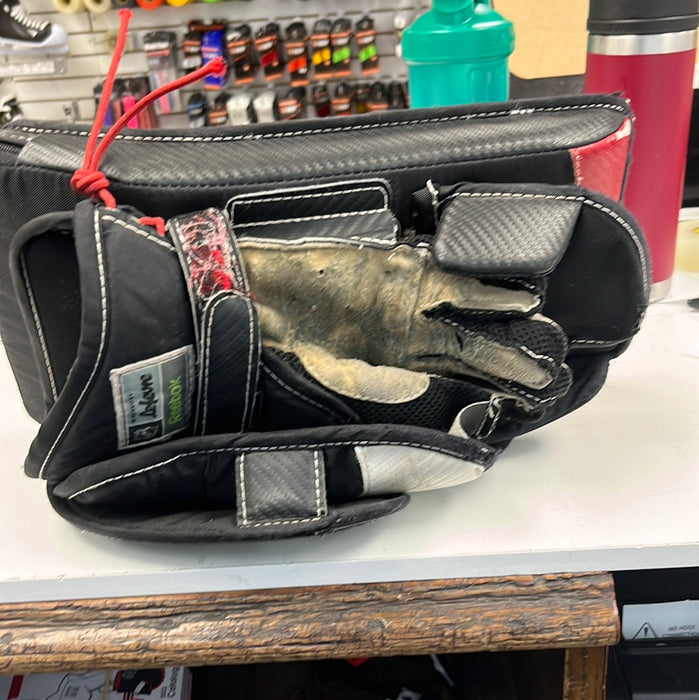 Used Reebok 7K Junior Blocker