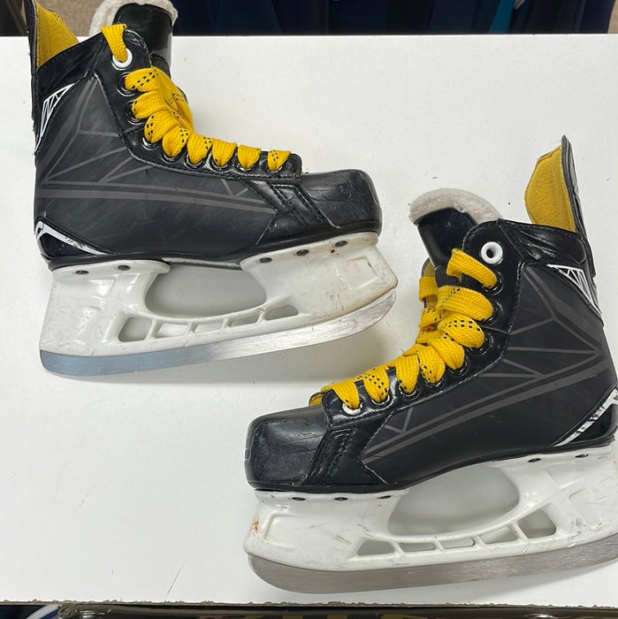 Used Bauer Supreme s150 2D Skates