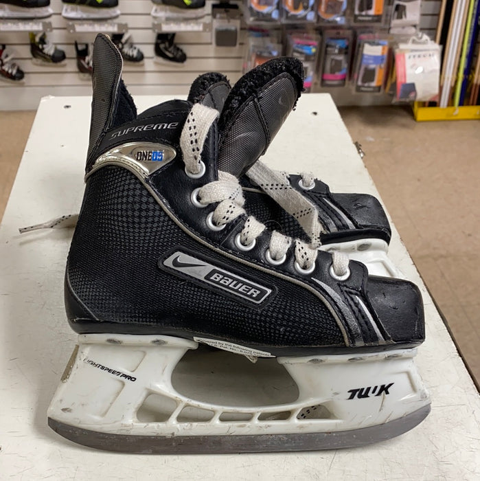 Used Bauer ONE05 Skates 1D