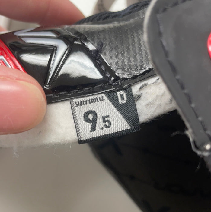 Used Bauer Vapor x3.5 9.5D Player Skates