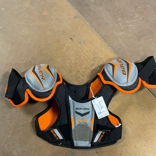 Used Bauer One.4 Youth Medium Shoulder Pad