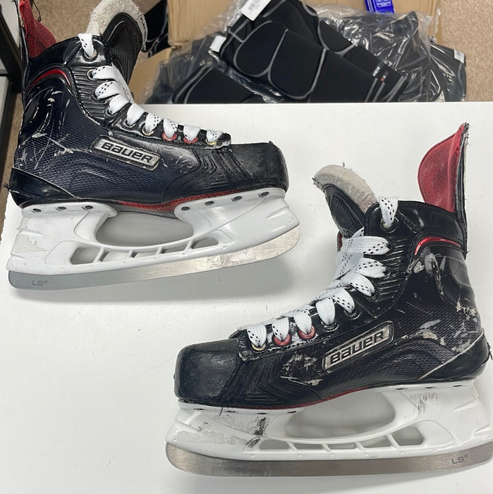 Used Bauer Vapor x900 4D Player Skates