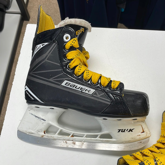 Used Bauer Supreme s150 2D Skates