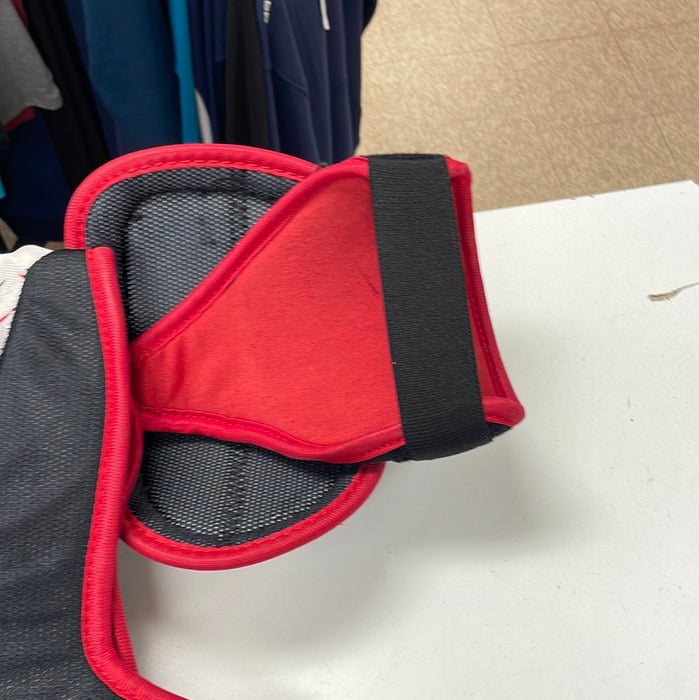 Used Bauer Vapor x80 Junior Medium Shoulder Pads