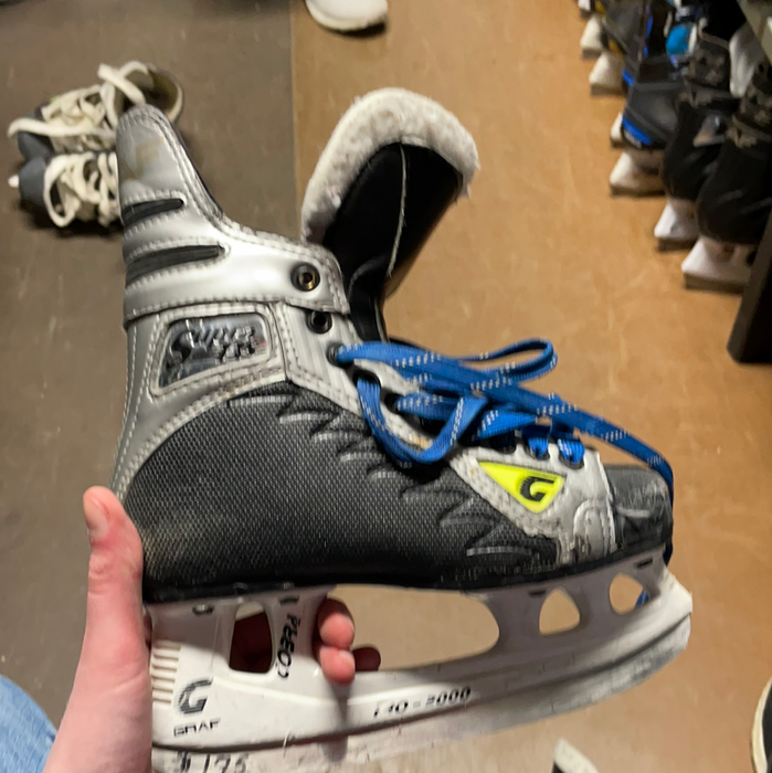 Used Graf Supra 735 3D Player Skates