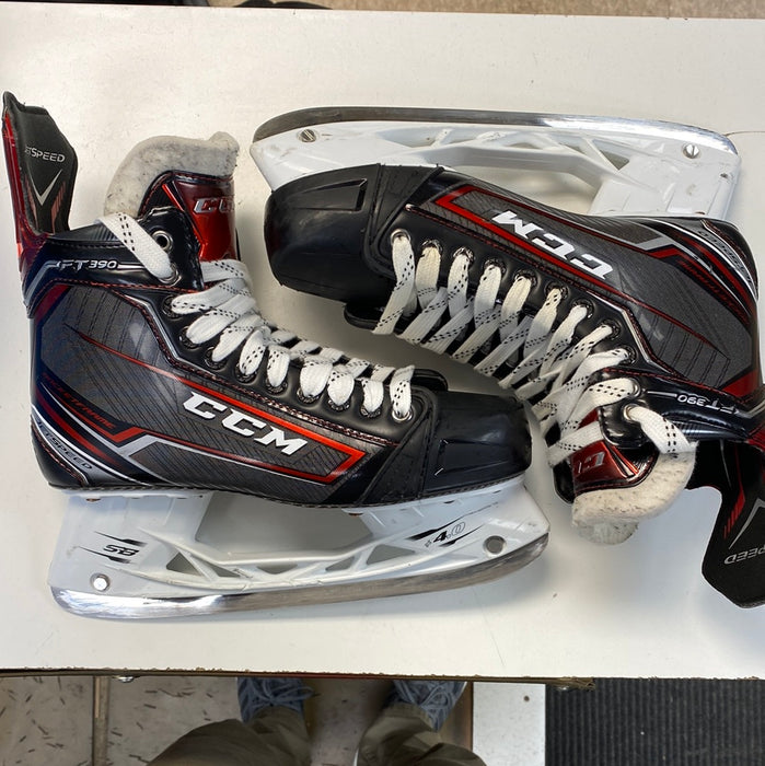 Used CCM JetSpeed FT390 9.5 EE Skates