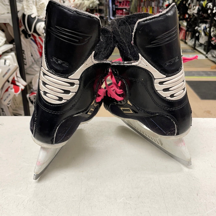 Used Bauer Supreme 1000 2D Player Skates