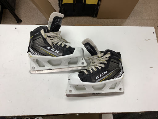 Used CCM Tacks 9060 Goal Skates 2 D