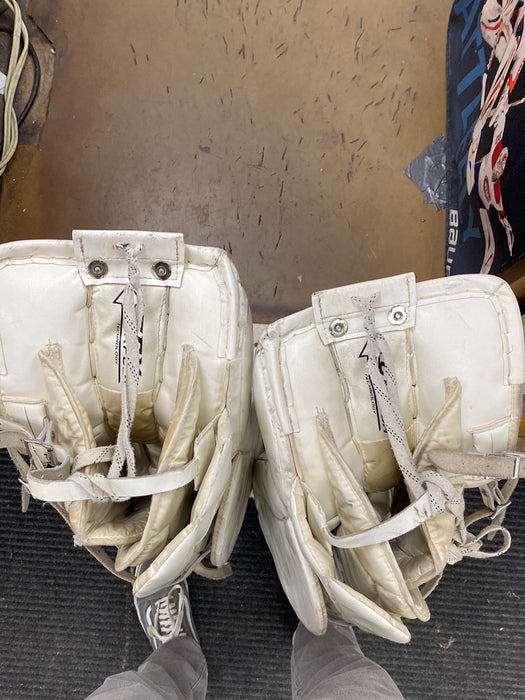 Used CCM Extreme Flex II 760 32+1 Goal Pads