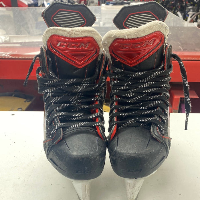 Used CCM JetSpeed FT480 Size 3 Skates