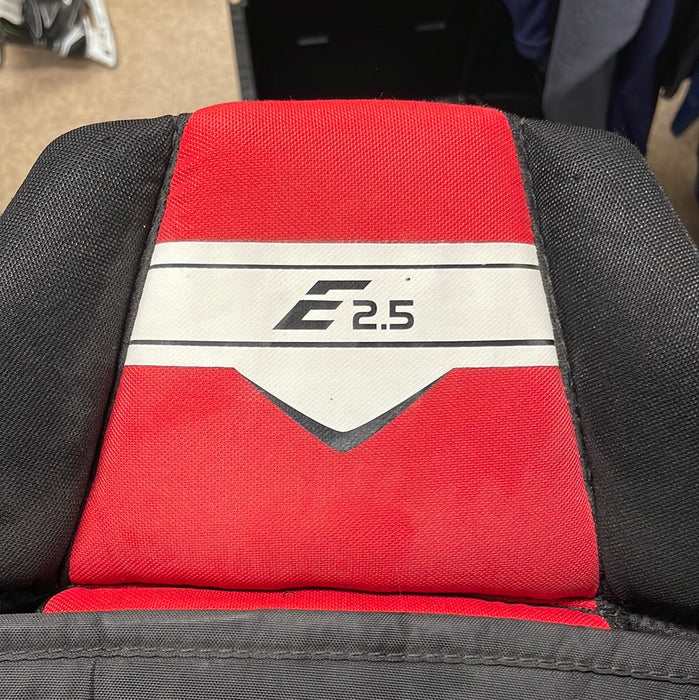 Used CCM Extreme Flex E2.5 Junior Medium Goal Pants