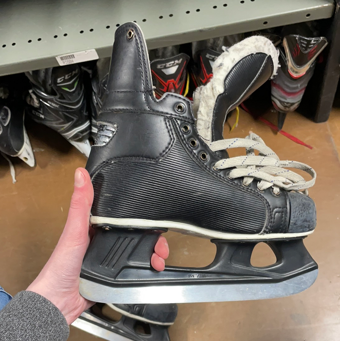 Used Graf Supra 705 4D Player Skates