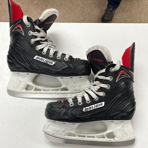 Used Bauer Vapor X250 2D Player Skates