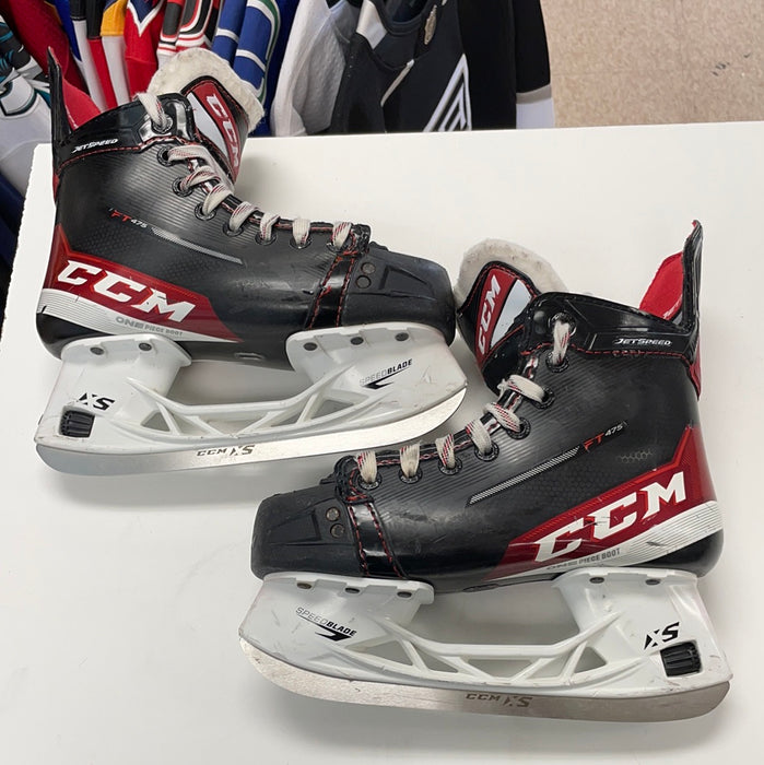 Used CCM JetSpeed FT475 2.5 D Player Skates